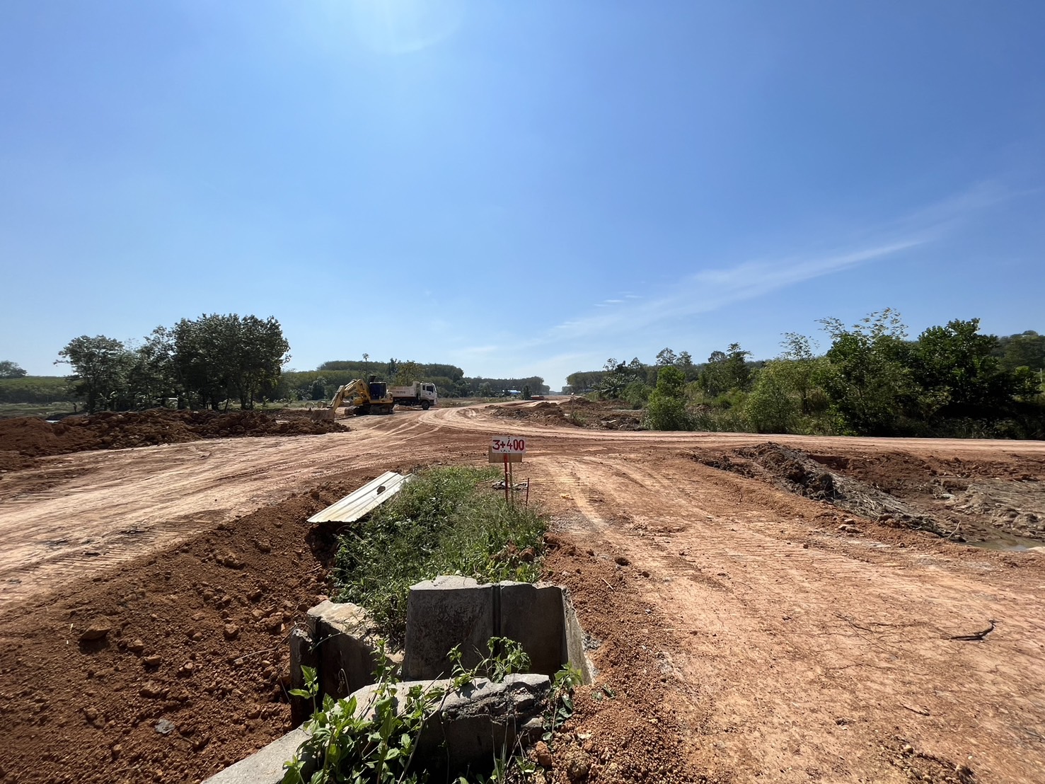 รูป 100 เมตรประจำเดือน ธ.ค. 2567